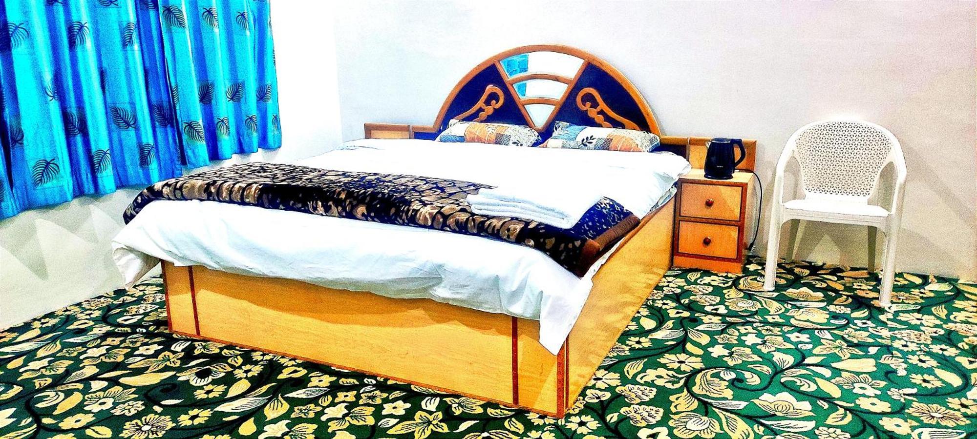 The Clover Inn Srīnagar Kültér fotó